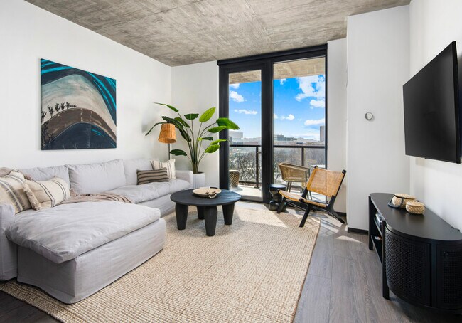 Foto del edificio - 1431 W Lake St