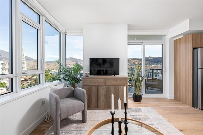 Building Photo - 1333 Bertram