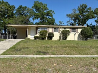 Building Photo - 316 Capella Rd