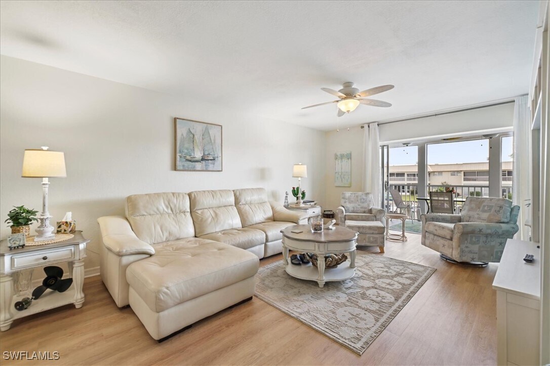 Foto del edificio - 1006 SE 46th St