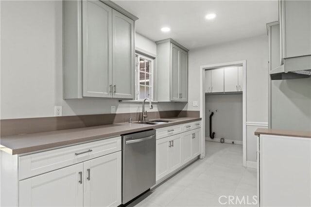 Foto del edificio - 8708 Reading Ave