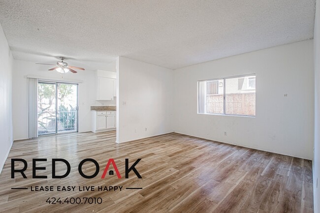 Building Photo - 4342 W 130th St