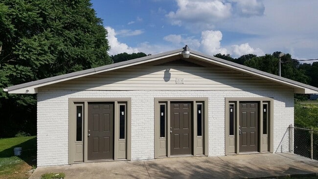 Building Photo - 814 Rich Acres Dr