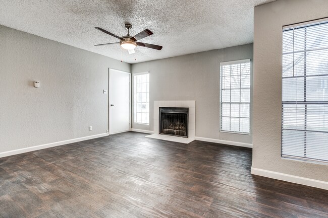 bella via apartment homes fort worth tx apartments com