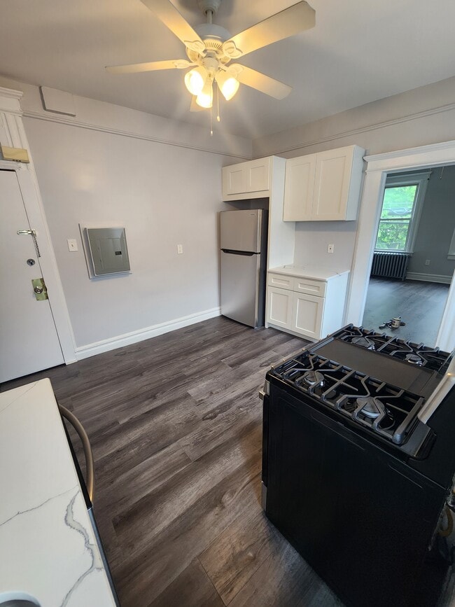 Foto del edificio - 7 Woodland Ave