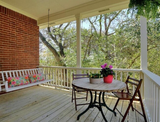Building Photo - 11307 Yucca Dr