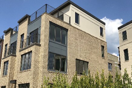 End Unit - 6940 Rockledge Dr