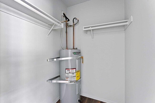 Foto del edificio - 1616 Grismer