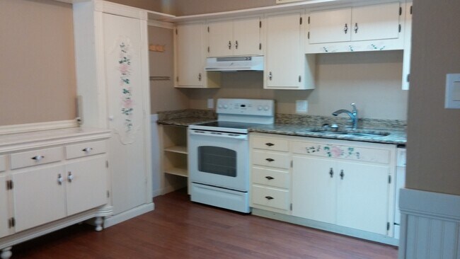 Foto del edificio - COLONIAL PARK PATIO HOME IN PASEO VILLAGE