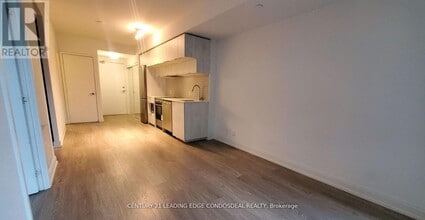 Building Photo - 181 Dundas St E