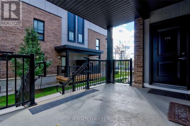 Photo du bâtiment - 1200 Main St E