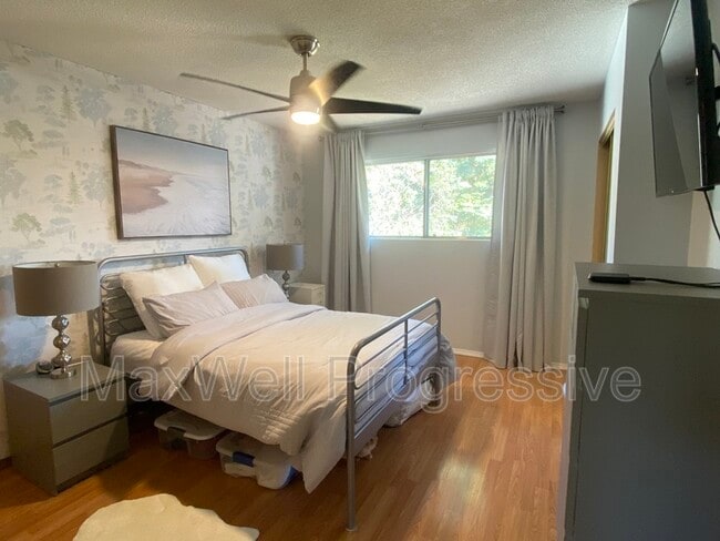 Building Photo - 31 Sandpiper Dr