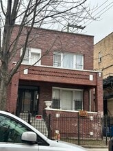 Building Photo - 6314 S Artesian Ave