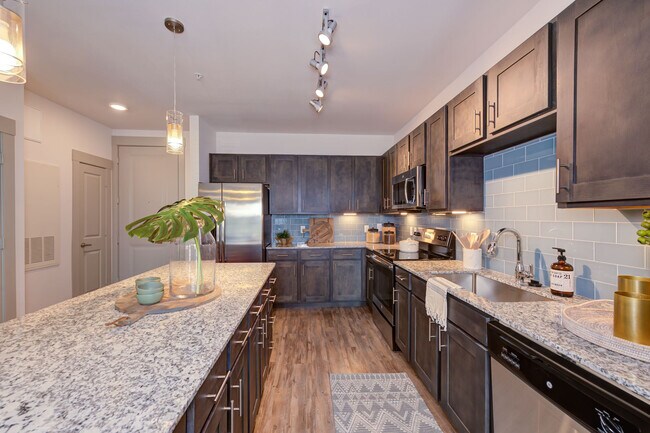 THE REFLECTION AT MONTGOMERY RIDGE apartments — community photo - THE REFLECTION AT MONTGOMERY RIDGE