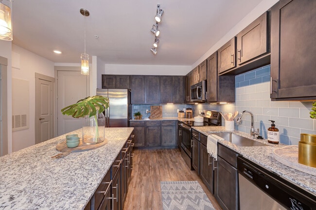 THE REFLECTION AT MONTGOMERY RIDGE apartments — community photo - THE REFLECTION AT MONTGOMERY RIDGE