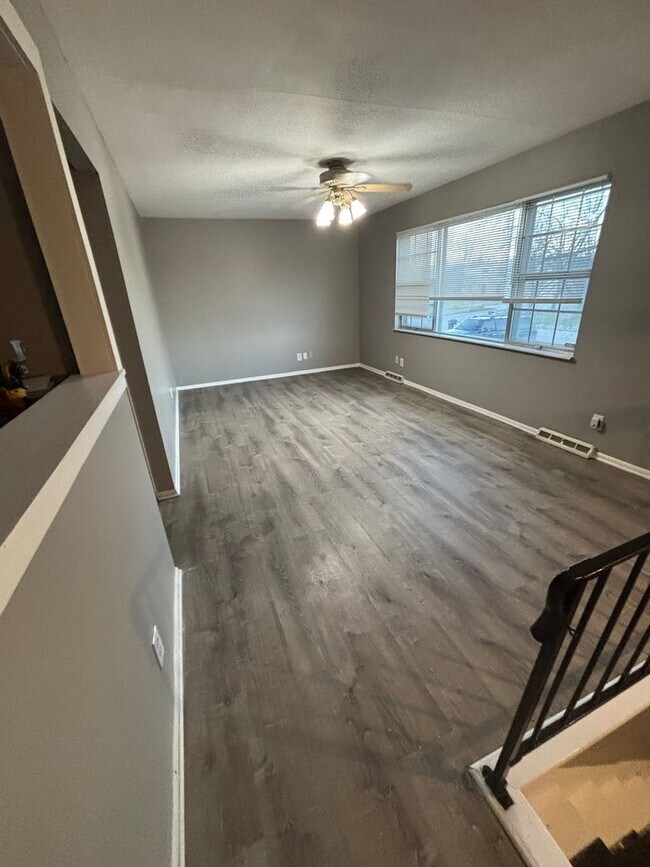 Foto del edificio - Spacious 4 Bedroom/ 2 Bath Home for Rent !