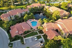 Foto del edificio - 2 br, 2 bath Condo - 8851 Wiles Rd Apt 303