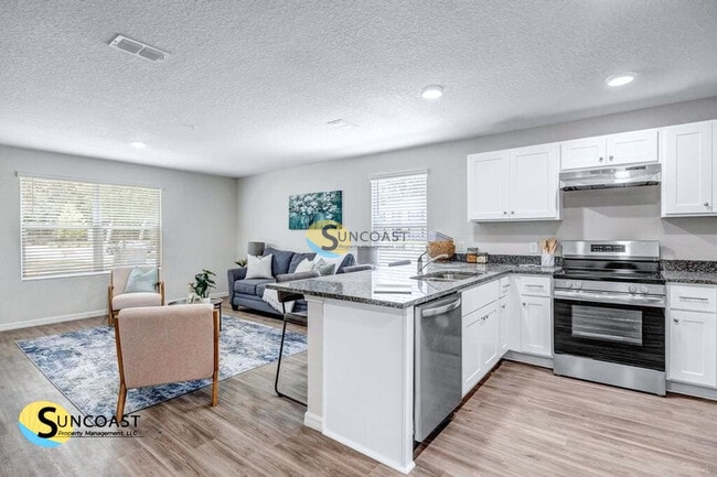 Building Photo - 11486 Oakfield Ct