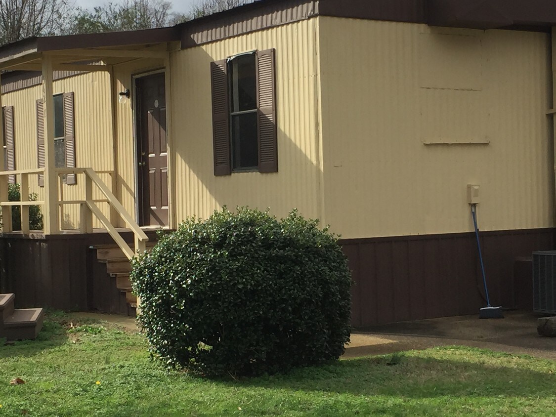 5419 McIntosh Rd, Oxford, AL 36203 House for Rent in Oxford, AL