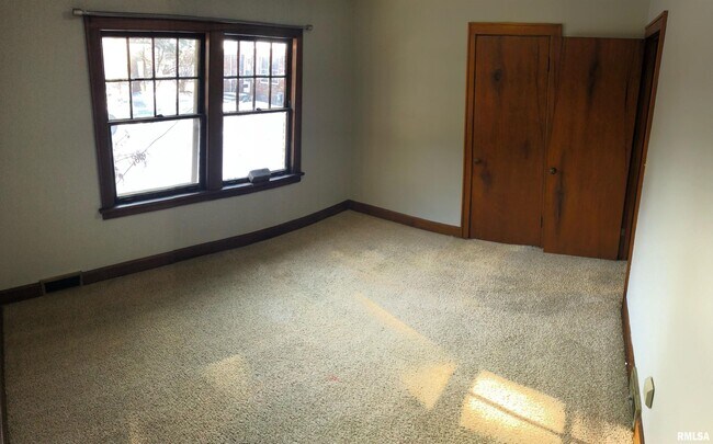 Foto del edificio - 1728 E Locust St
