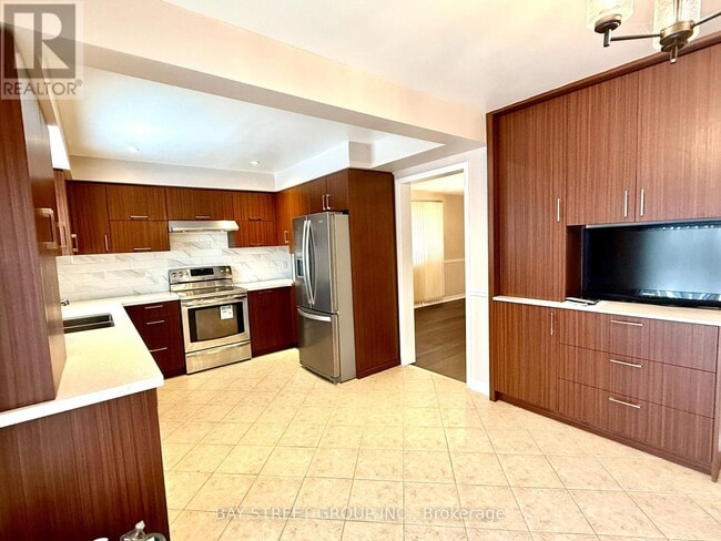 Building Photo - 4497 Longmoor Rd