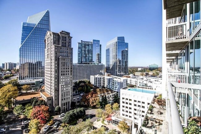 Building Photo - High-rise Luxury 1 Bedroom Buckhead Condo,...