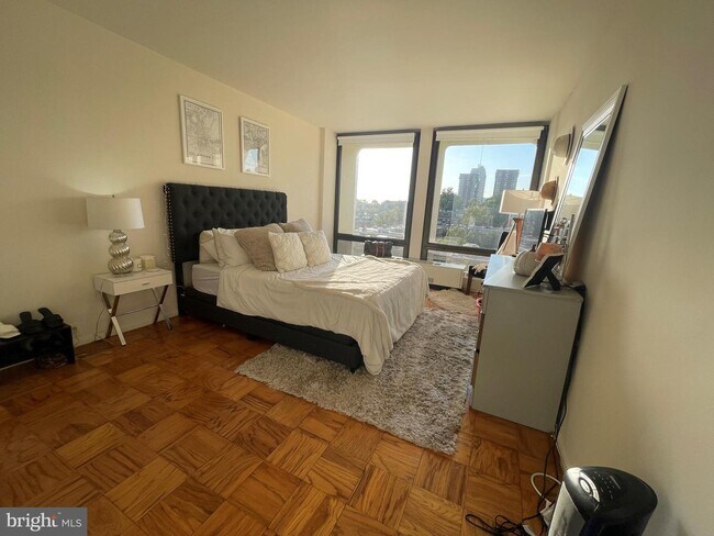 Foto del edificio - 210 Locust St