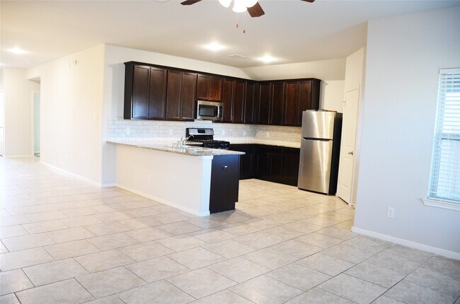 Foto del edificio - 9507 Green Maple Ct
