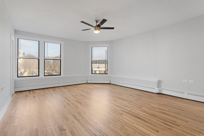 Foto del edificio - 1625 W Howard St