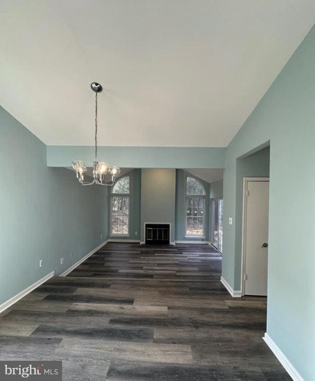 Building Photo - 986-RENTAL Yachtsman Way