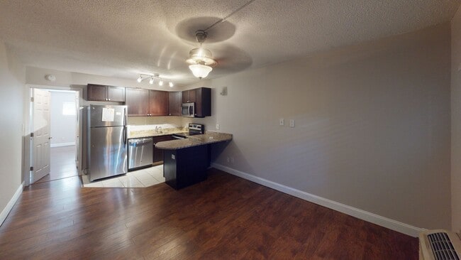 Photo - 510 14th St Apartment