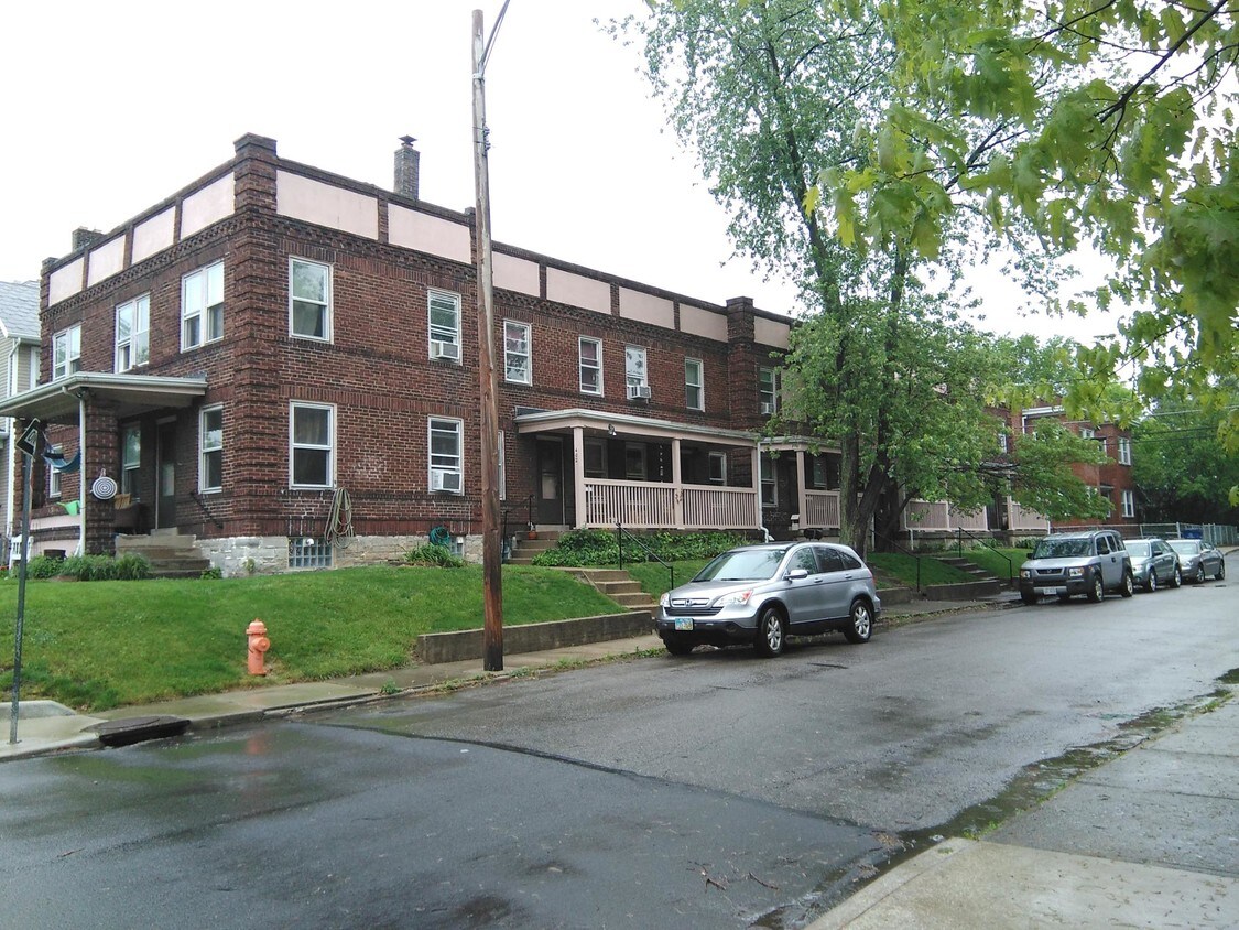 410 E Lane Ave, Columbus, OH 43201 Townhouse for Rent in Columbus, OH