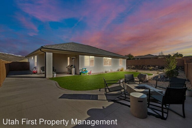 Building Photo - 4 br, 2.5 bath House - 3673 W 200 N