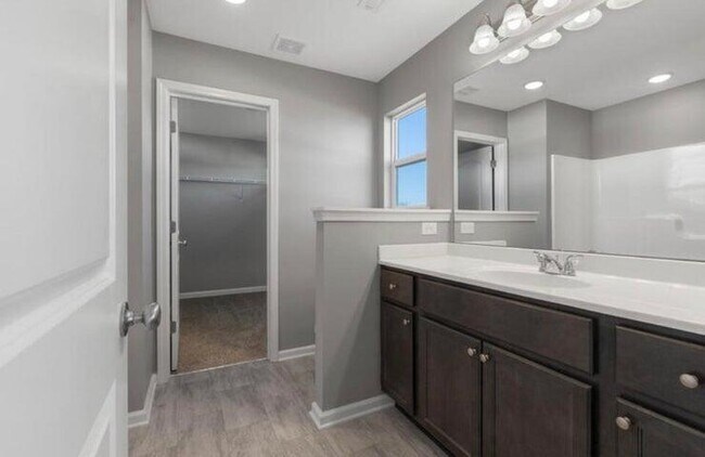 Foto del edificio - 213 Jared Parker Wy