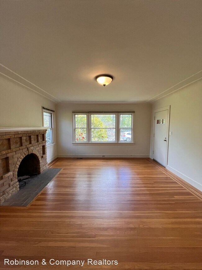 Foto del edificio - 2 br, 1 bath House - 969 University Drive