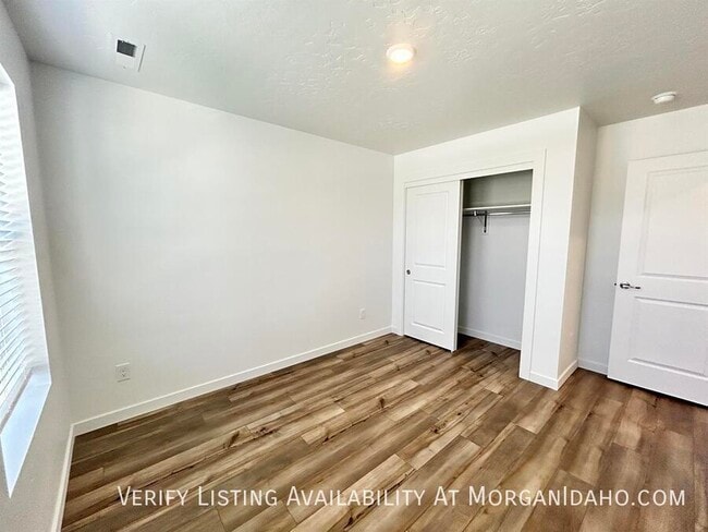 Building Photo - 20376 Owl Creek Ave