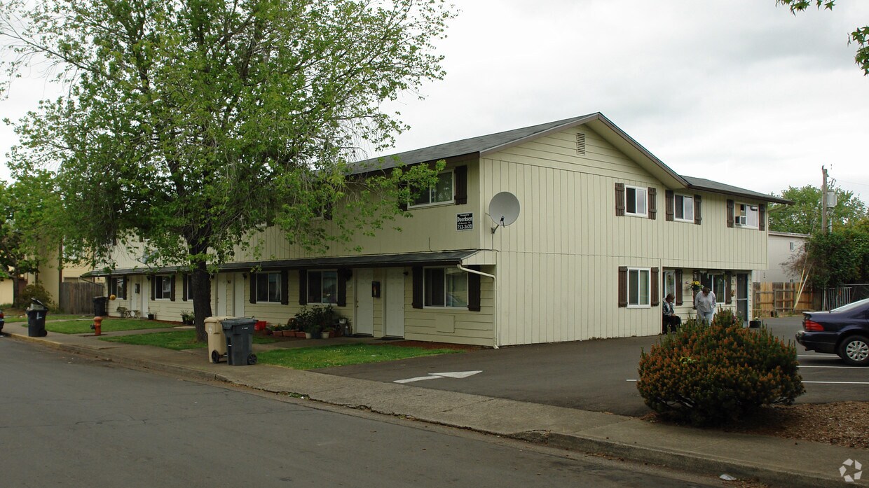 Foto del edificio - 965 NW Hobart Ave