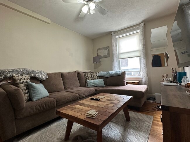 Foto del edificio - 22 Summer Ave