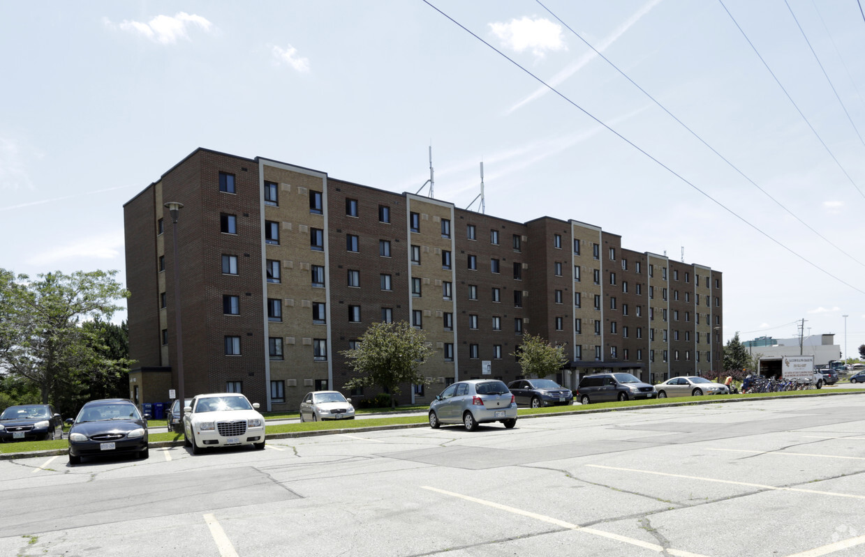 Building Photo - 609 Davenport Rd