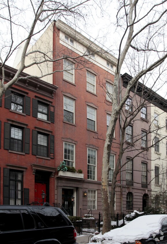 Foto del edificio - 463 W 21st St