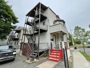 Building Photo - 58 Sylvan Ave