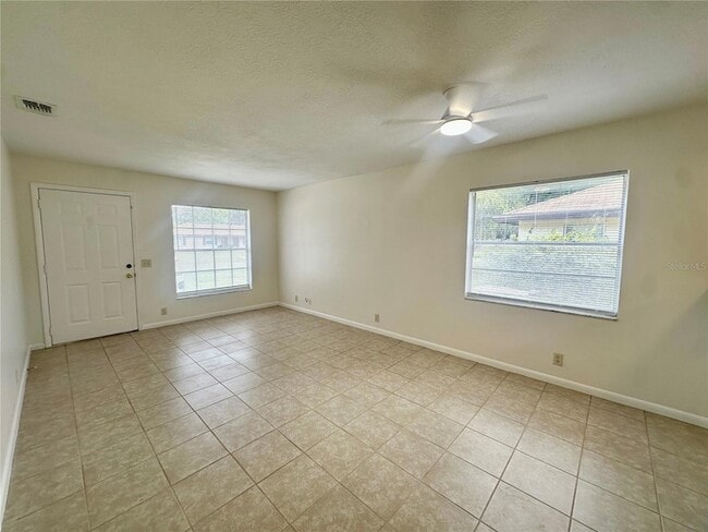 Building Photo - 5638 Struthers Ct