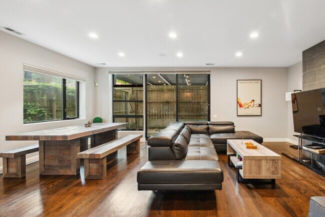 Foto del edificio - 1442 N Mohawk St