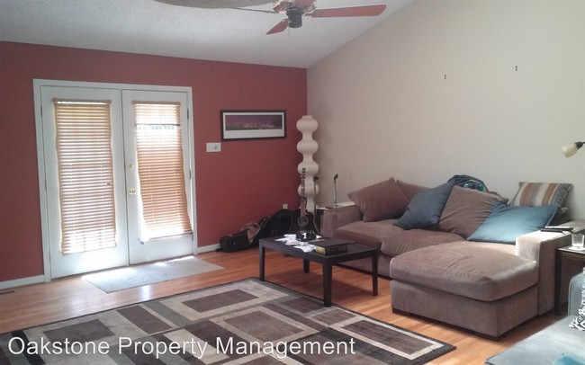 Building Photo - 3 br, 2 bath House - 9403 Sir Barry Dr.