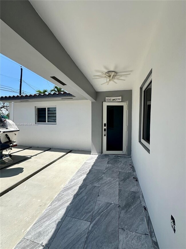 Building Photo - 1543 SW 74th Ct