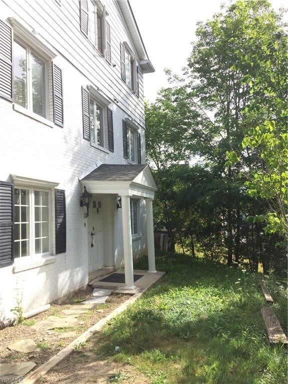 Chagrin Falls Townhomes For Rent at Eleanor West blog