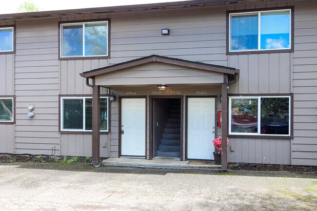 Foto del edificio - 3426-3442 Hadley St NE
