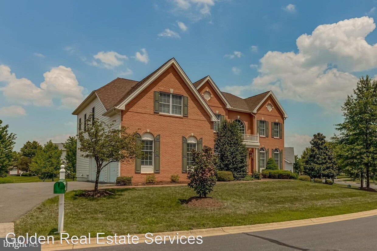 5 br, 3.5 bath House 20258 Kiawah Island Dr House for Rent in