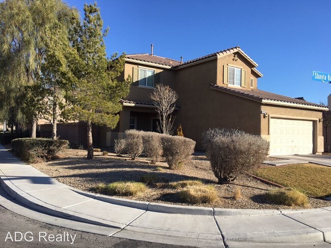 Building Photo - 4 br, 2.5 bath House - 2820 Shayla Bay Ave.