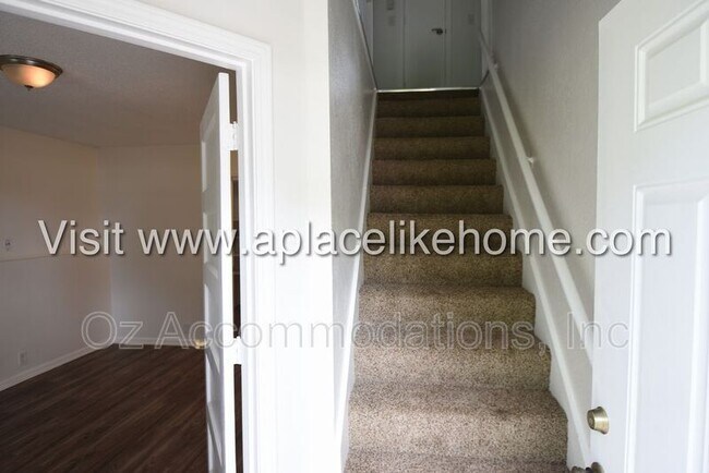 Foto del edificio - 707 SW Ward Rd